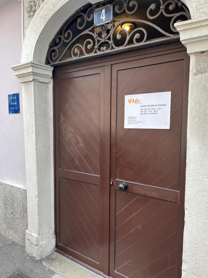 Apartman Lora Leilighet Rijeka Eksteriør bilde